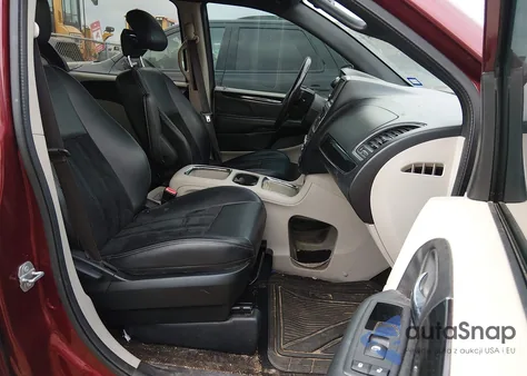 2017 Dodge Grand Caravan Sxt z USA, uszkodzony, nr VIN 2C4RDGCG7HR717283